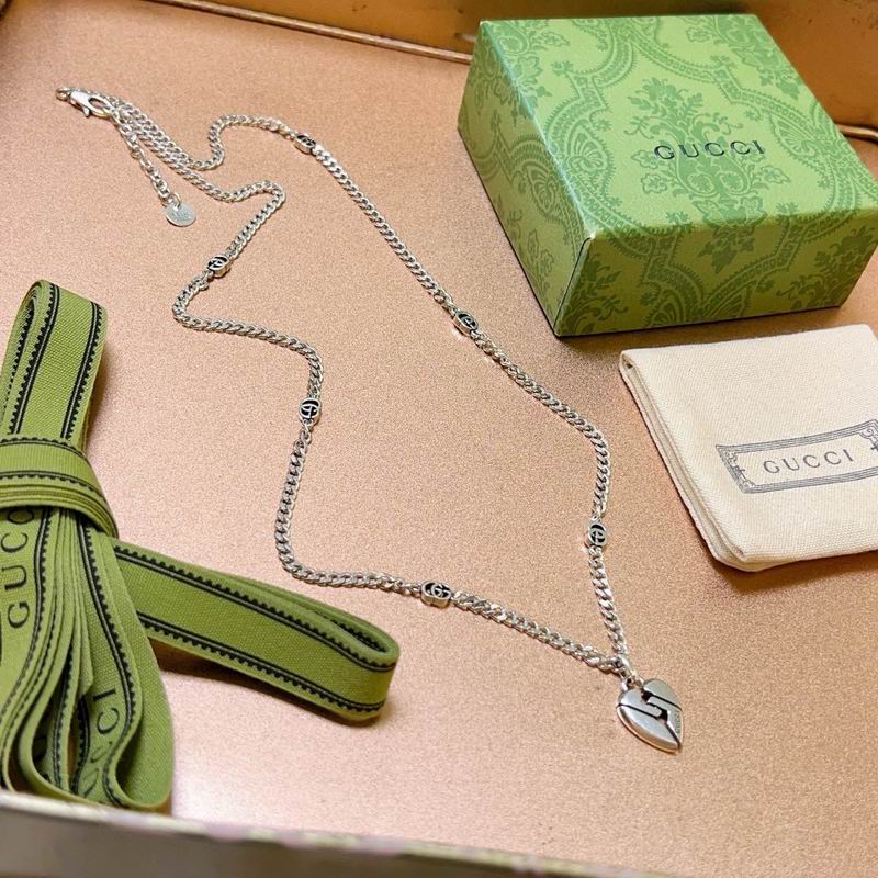 Gucci Necklace 09yxx70